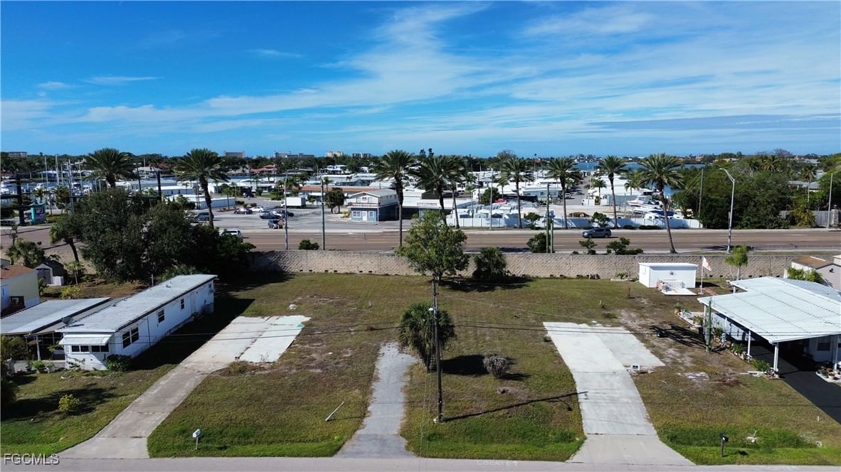 13,14,15 Erskine Drive, Venice, FL 34285 photo 2