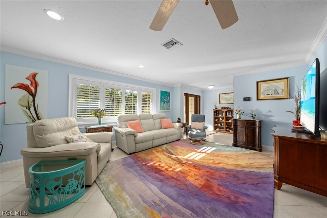 1056 S Yachtsman Drive, Sanibel, FL 33957 photo 3