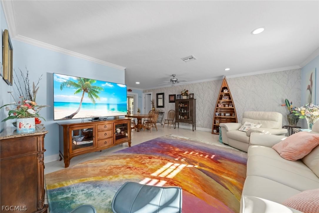 1056 S Yachtsman Drive, Sanibel, FL 33957 photo 4