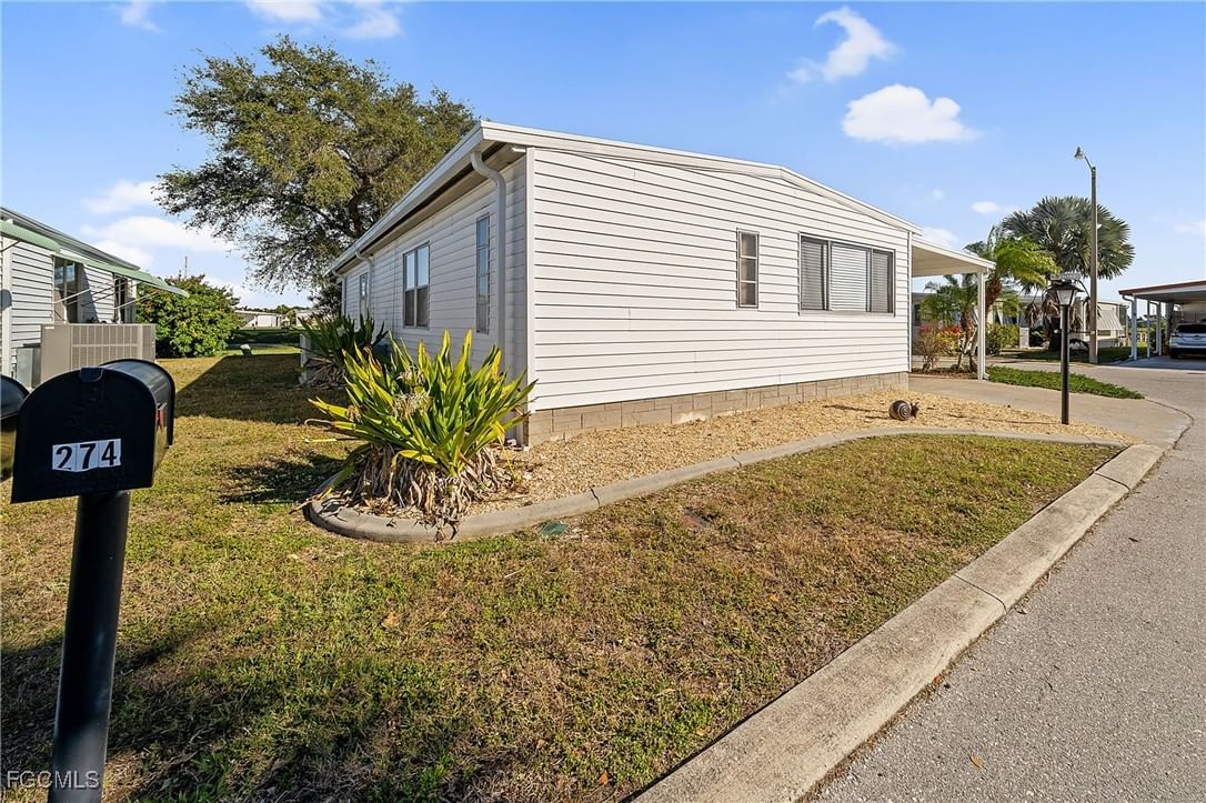 274 Boros Drive, North Fort Myers, FL 33903 photo 4