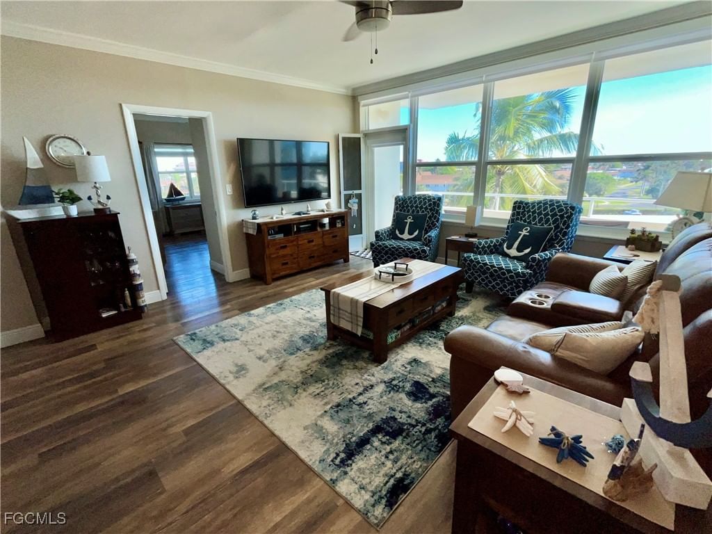 220 Seaview Court #504, Marco Island, FL 34145 photo 3