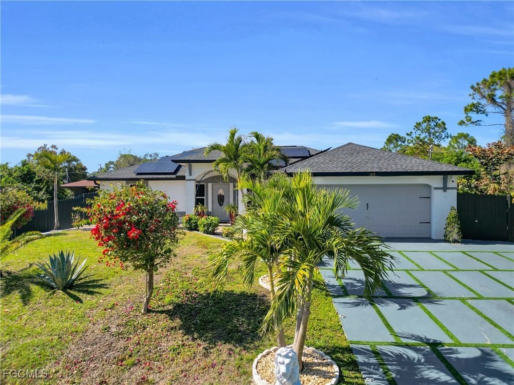 1113 McKinley Avenue, Lehigh Acres, FL 33972 photo 2