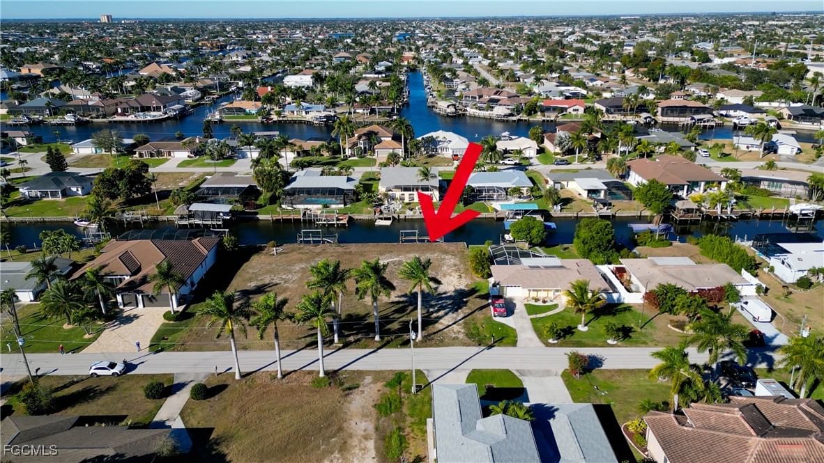 4920 Seville Court, Cape Coral, FL 33904 photo 4