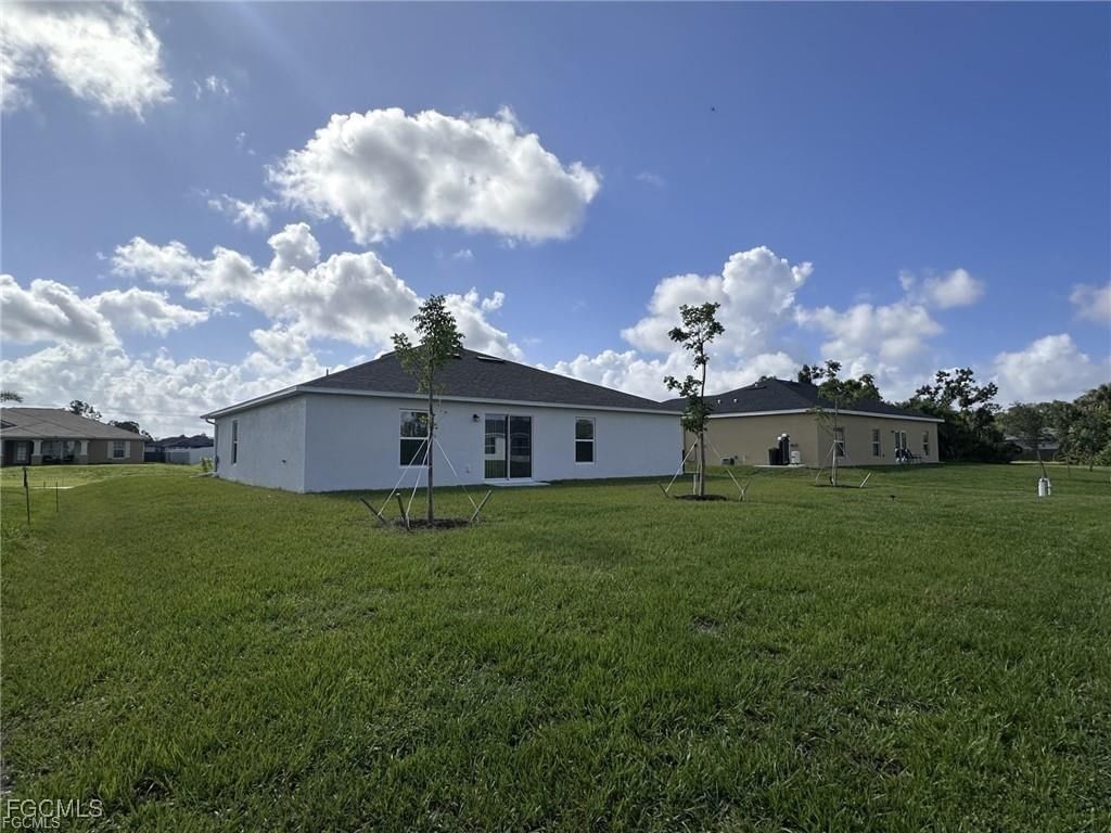 3206 NE 14th Place, Cape Coral, FL 33909 photo 3