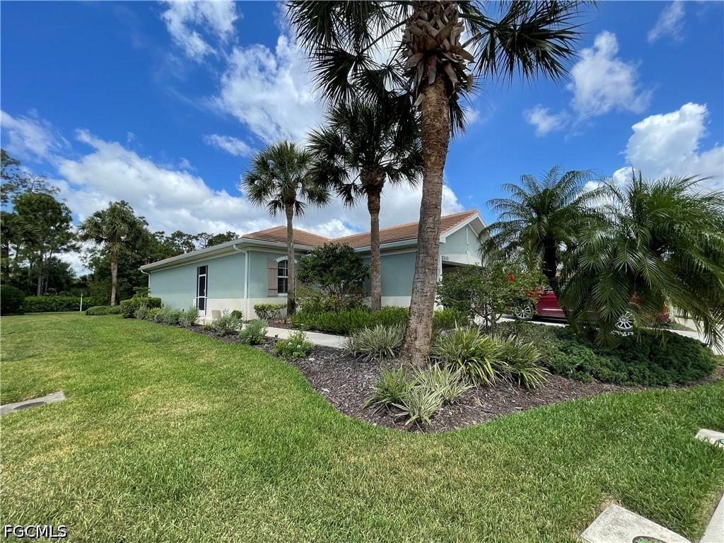 10640 Camarelle Circle, Fort Myers, FL 33913 photo 3