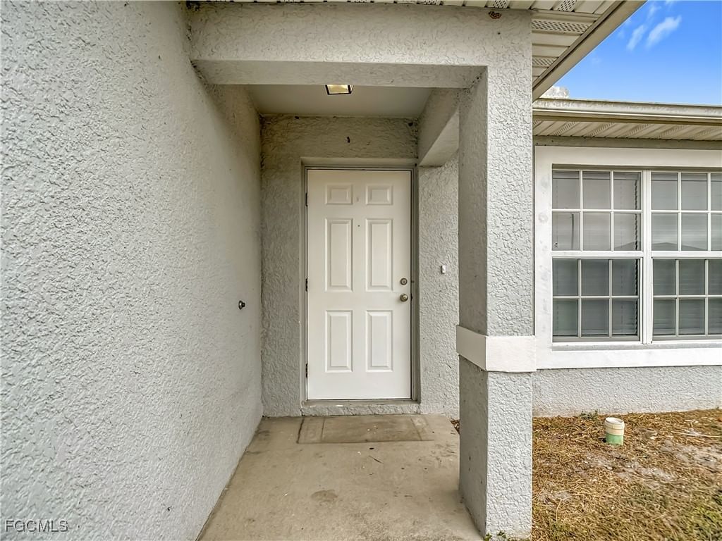 4034 29th Street SW, Lehigh Acres, FL 33976 photo 2