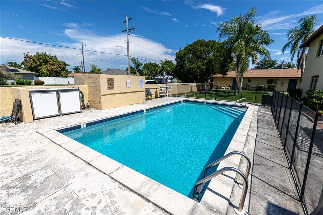 1104 SE 8th Street #7, Cape Coral, FL 33990 photo 2