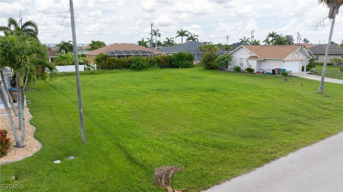 2247 SW 27th Street, Cape Coral, FL 33914 photo 2