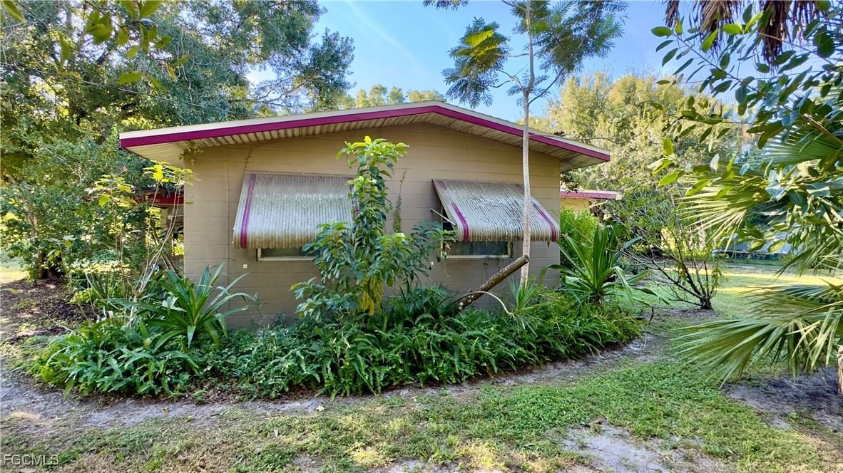 253 W Mariana Avenue, North Fort Myers, FL 33903 photo 4