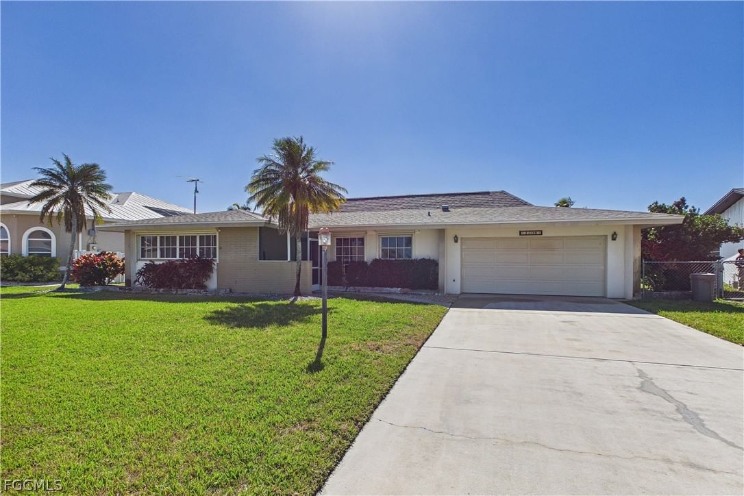 2306 SE 15th Terrace, Cape Coral, FL 33990 photo 2