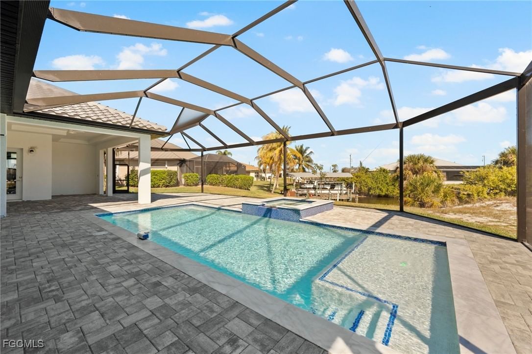 1707 NW 34th Avenue, Cape Coral, FL 33993 photo 4