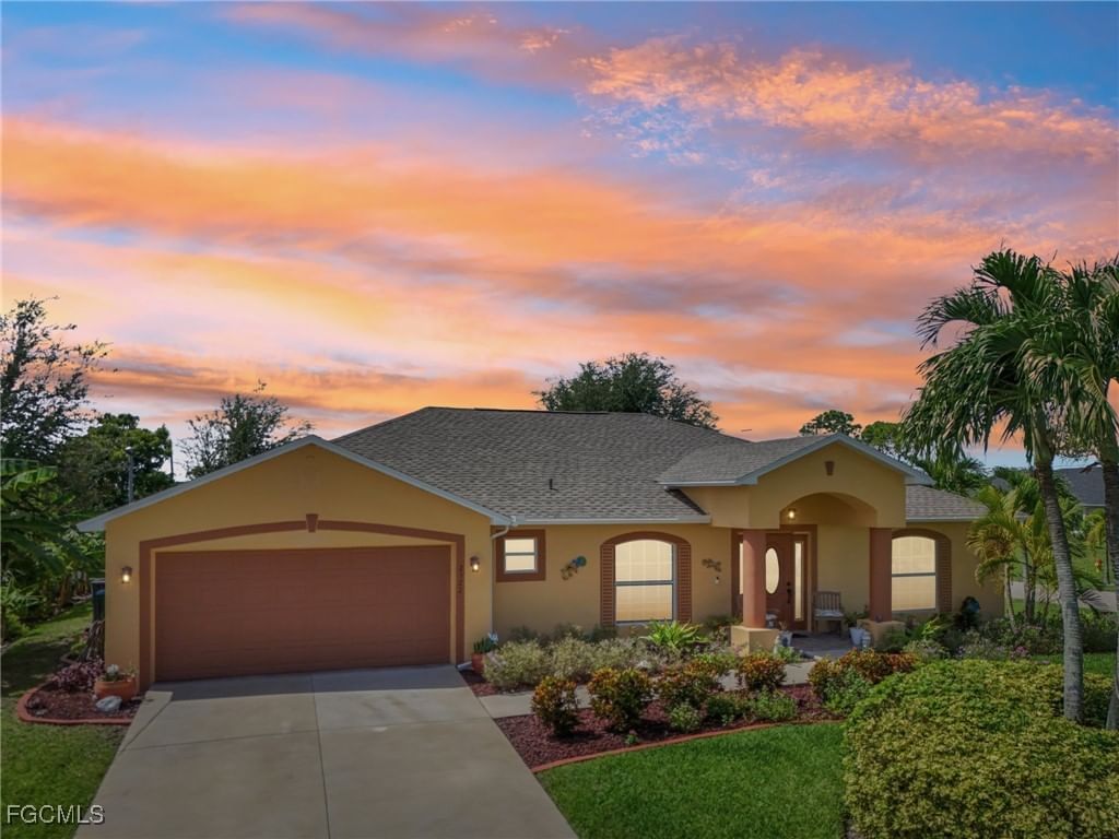 2322 SW 17th Street, Cape Coral, FL 33991 photo 2