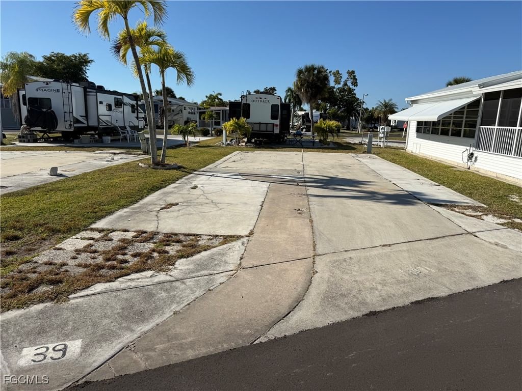 19681 Summerlin #39 Road, Fort Myers, FL 33908 photo 2