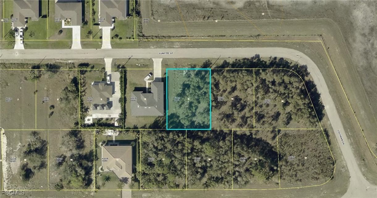 258 Lunette Street, Fort Myers, FL 33913 photo 2