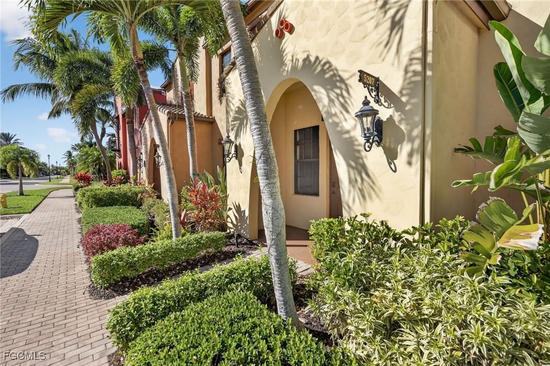 11220 PASEO GRANDE Boulevard #5207, Fort Myers, FL 33912 photo 2