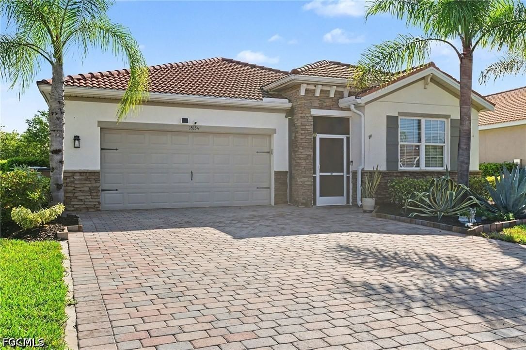 15154 Yellow Wood Drive, Alva, FL 33920 photo 3