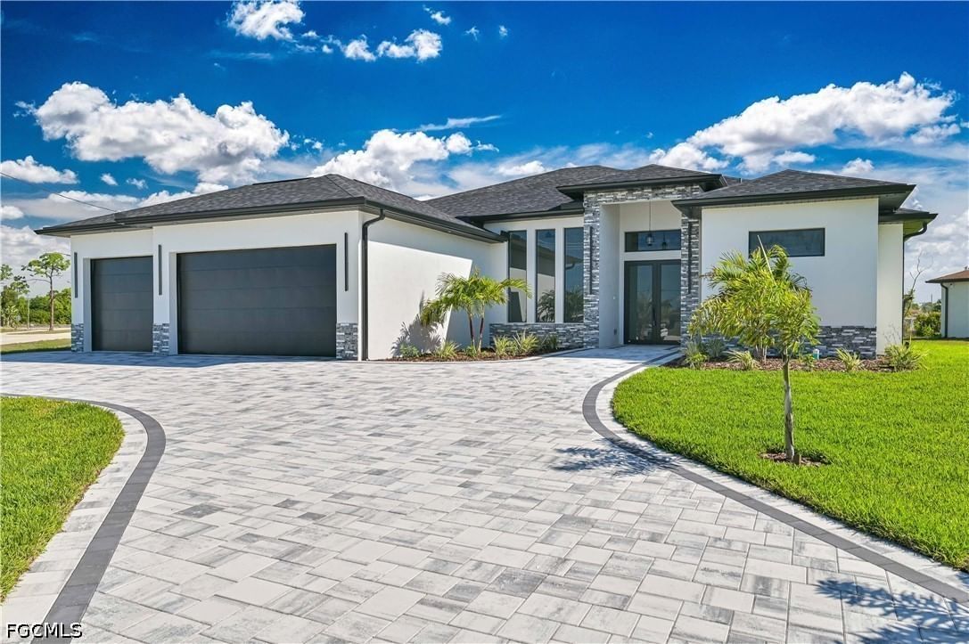 4403 Ramsey Boulevard, Cape Coral, FL 33909 photo 2