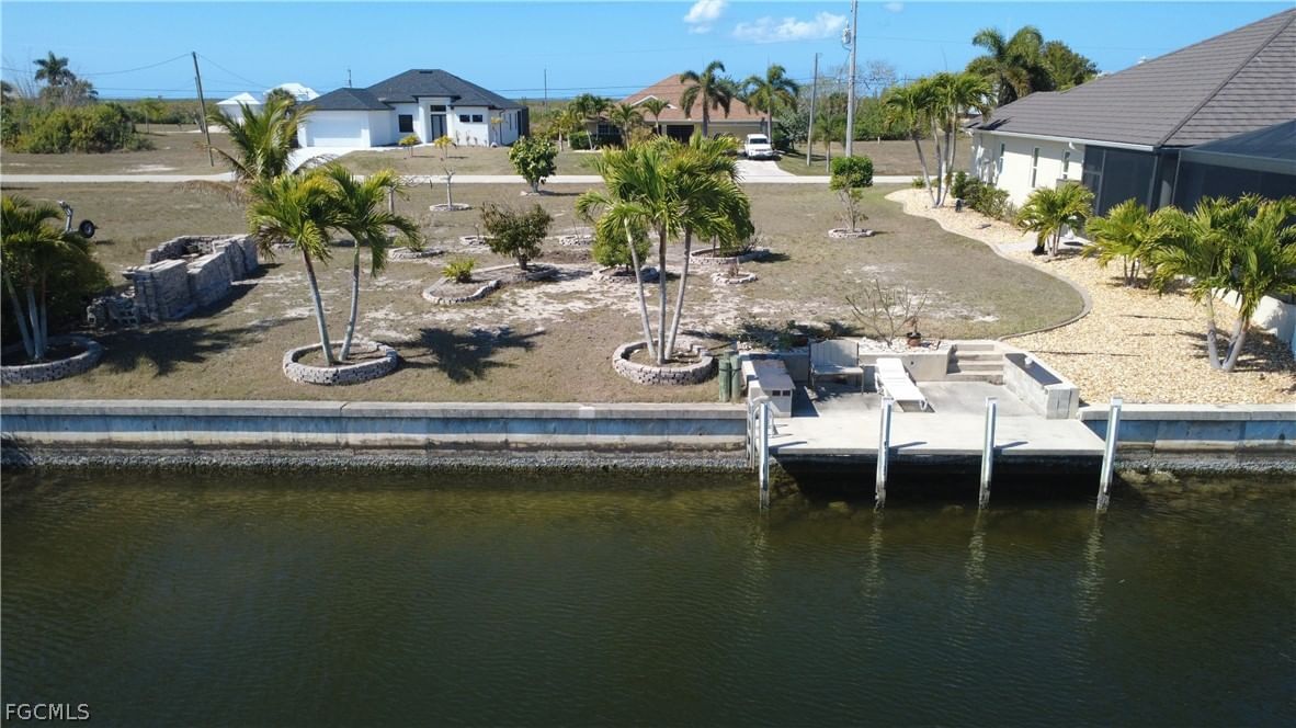 1433 NW 41st Place, Cape Coral, FL 33993 photo 5