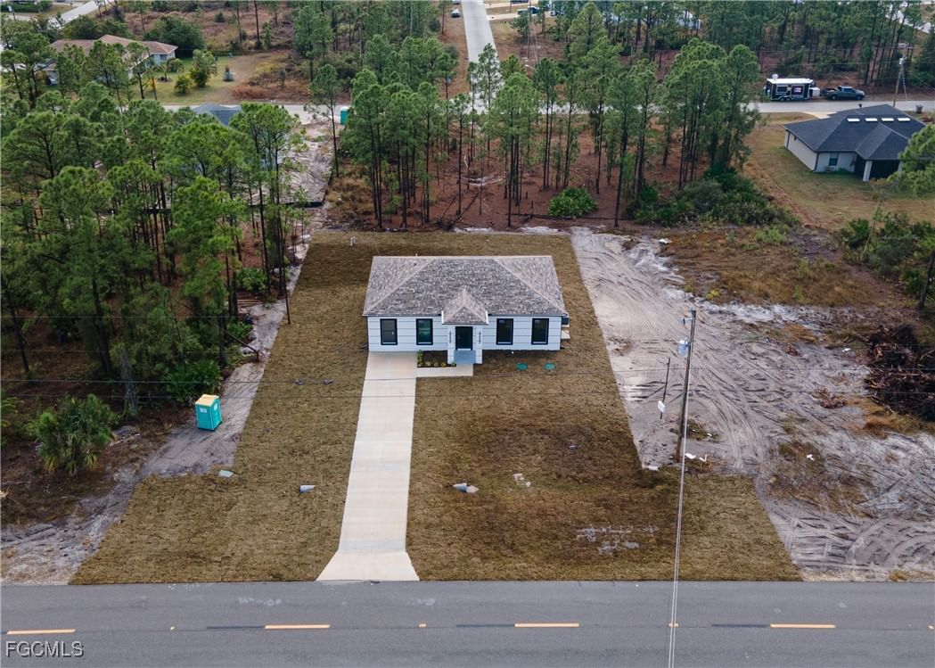 742 Jaguar Boulevard, Lehigh Acres, FL 33974 photo 2
