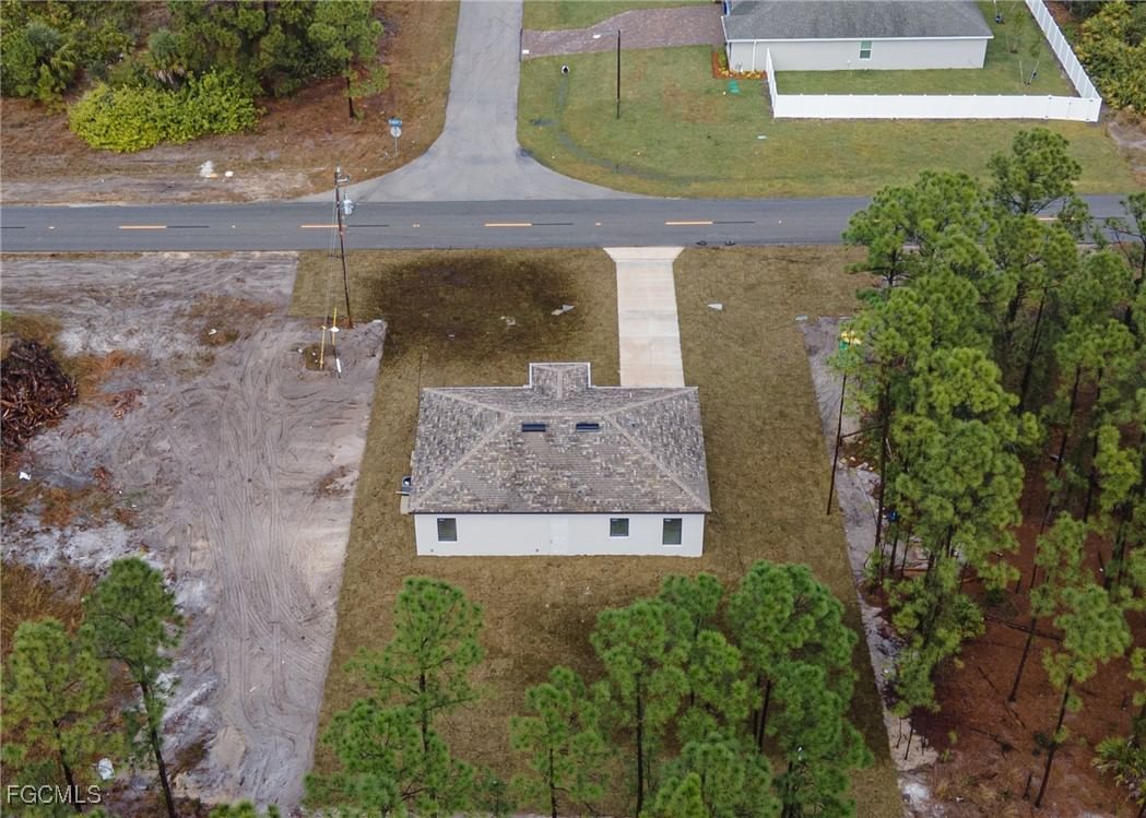 742 Jaguar Boulevard, Lehigh Acres, FL 33974 photo 3