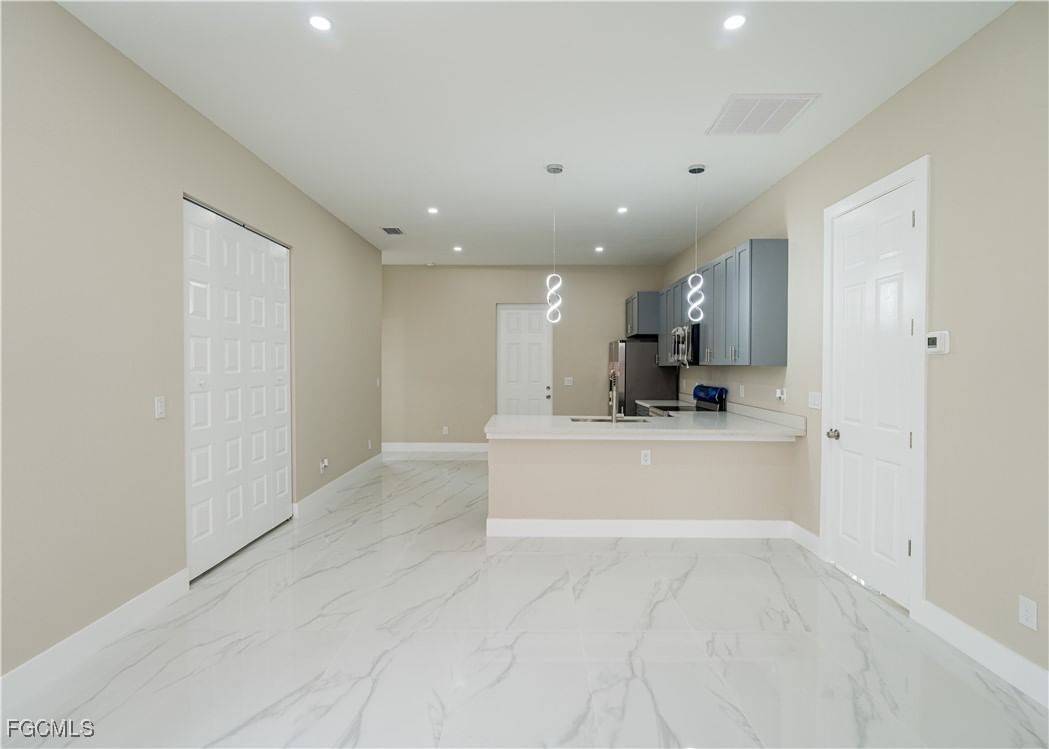 742 Jaguar Boulevard, Lehigh Acres, FL 33974 photo 4
