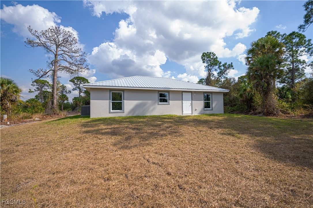 6203 Hob Court, Labelle, FL 33935 photo 3