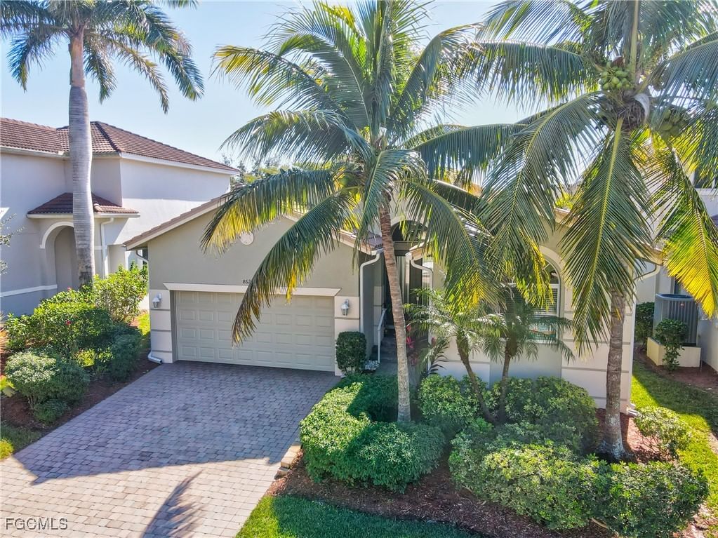 8622 Sumner Avenue, Fort Myers, FL 33908 photo 2