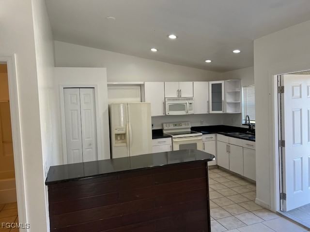 1248 Columbus Boulevard, Fort Myers, FL 33913 photo 2