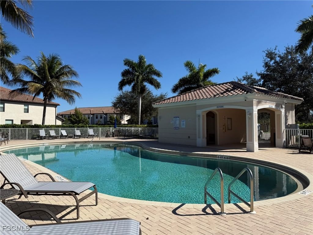 1376 Weeping Willow Court, Cape Coral, FL 33909 photo 3