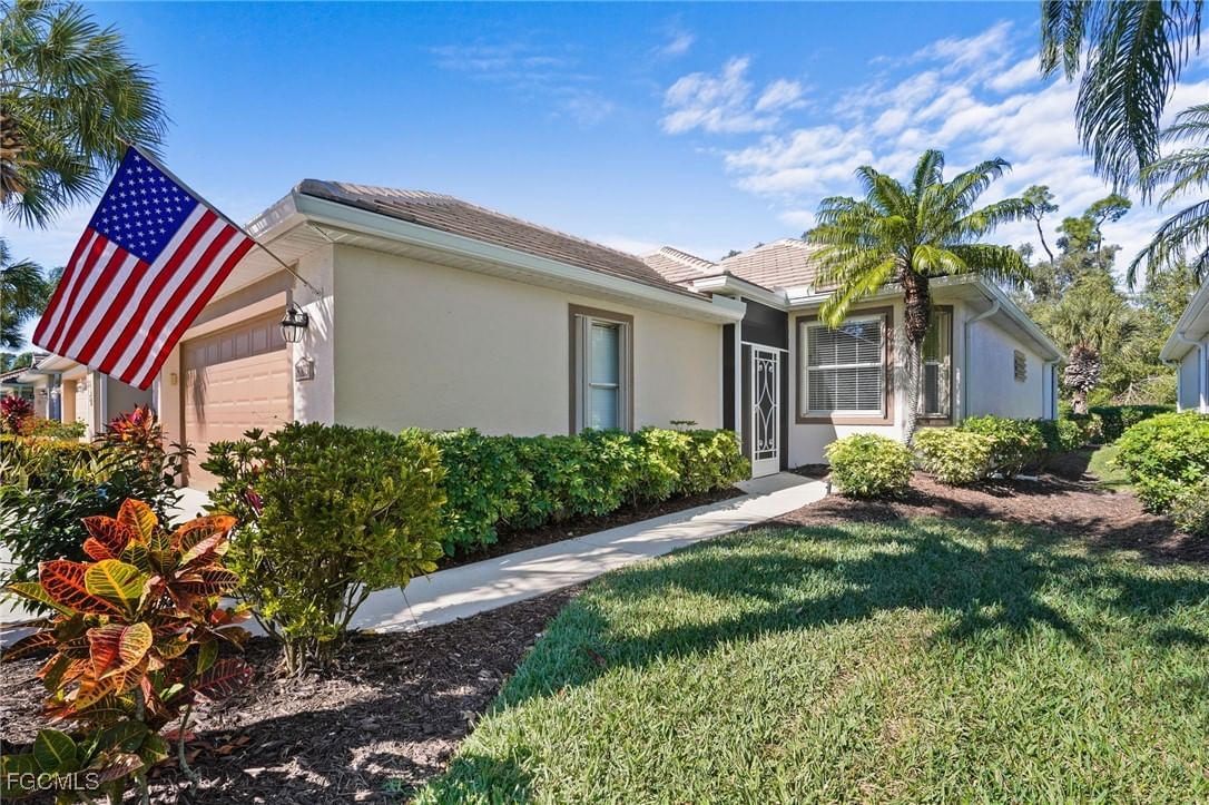 8103 Woodridge Pointe Drive, Fort Myers, FL 33912 photo 2