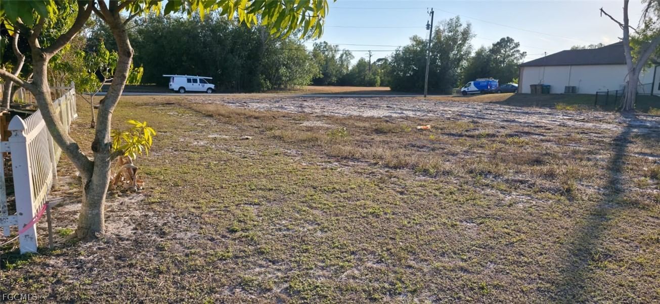 1425 NW 15th Terrace, Cape Coral, FL 33993 photo 3