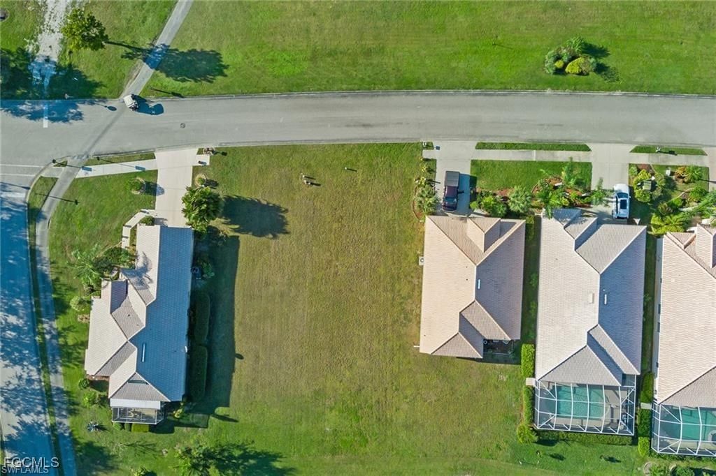 2020 Oxford Ridge Circle, Lehigh Acres, FL 33973 photo 3