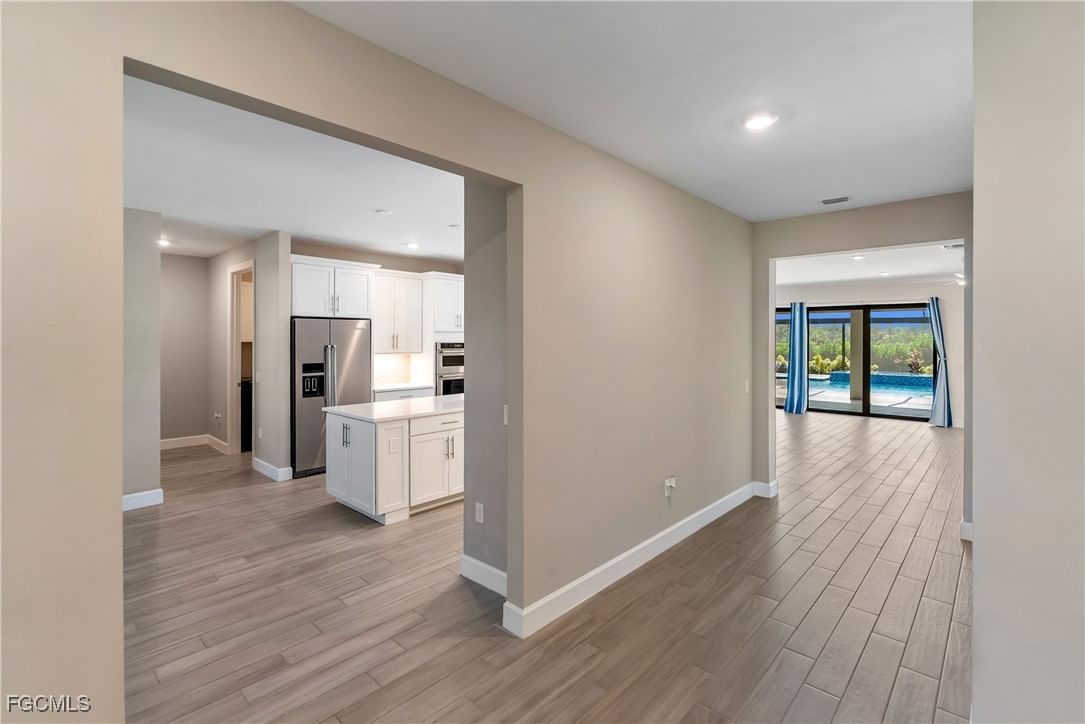 19001 Aqua Shore Drive, Fort Myers, FL 33913 photo 3