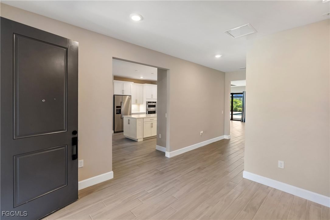19001 Aqua Shore Drive, Fort Myers, FL 33913 photo 4