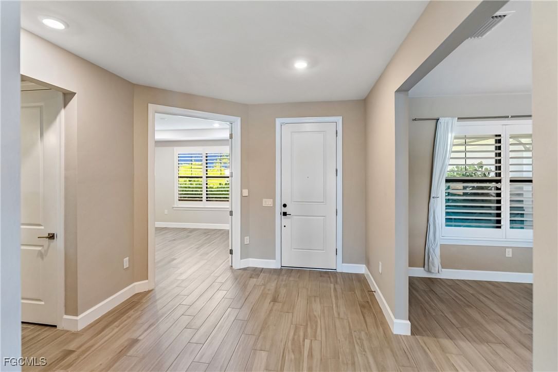 19001 Aqua Shore Drive, Fort Myers, FL 33913 photo 5
