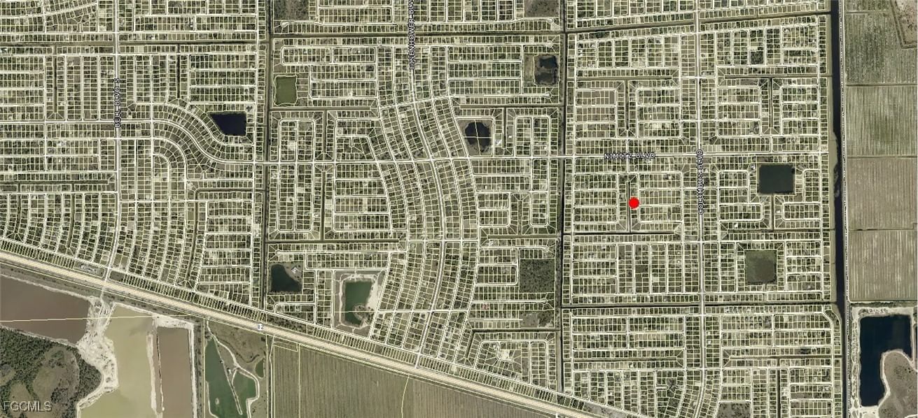 1020 Manikin Avenue S, Lehigh Acres, FL 33974 photo 2