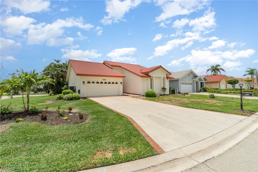 12601 Kelly Palm Drive, Fort Myers, FL 33908 photo 3