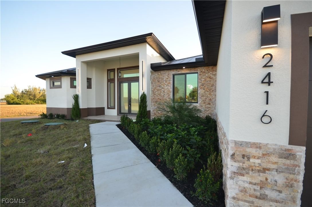 2416 Diplomat Parkway W, Cape Coral, FL 33993 photo 4