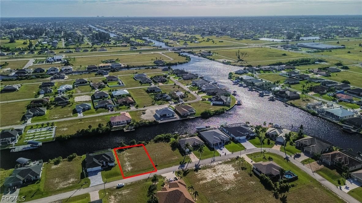 1019 NW 35th Avenue, Cape Coral, FL 33993 photo 2