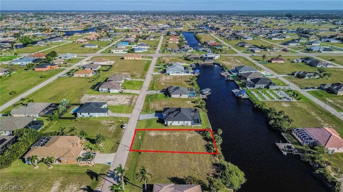 1019 NW 35th Avenue, Cape Coral, FL 33993 photo 3