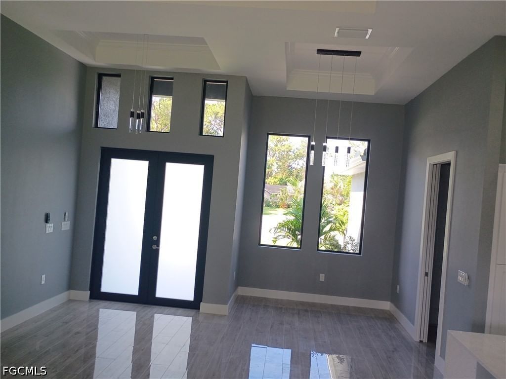 5102 LEE Circle S, Lehigh Acres, FL 33971 photo 2