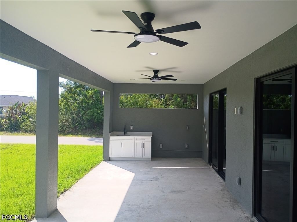 5102 LEE Circle S, Lehigh Acres, FL 33971 photo 5