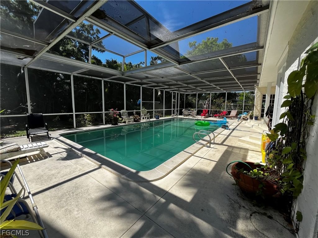 1248 Osceola Drive, Fort Myers, FL 33901 photo 2