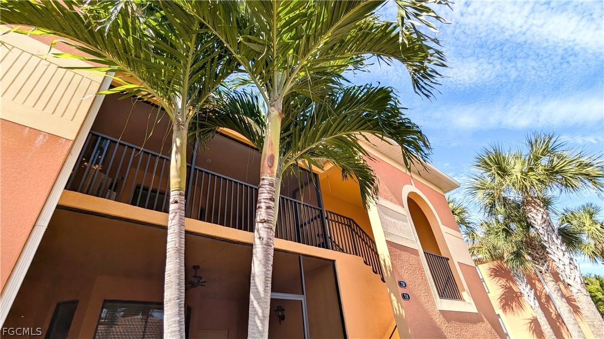 13730 Julias Way #726, Fort Myers, FL 33919 photo 2