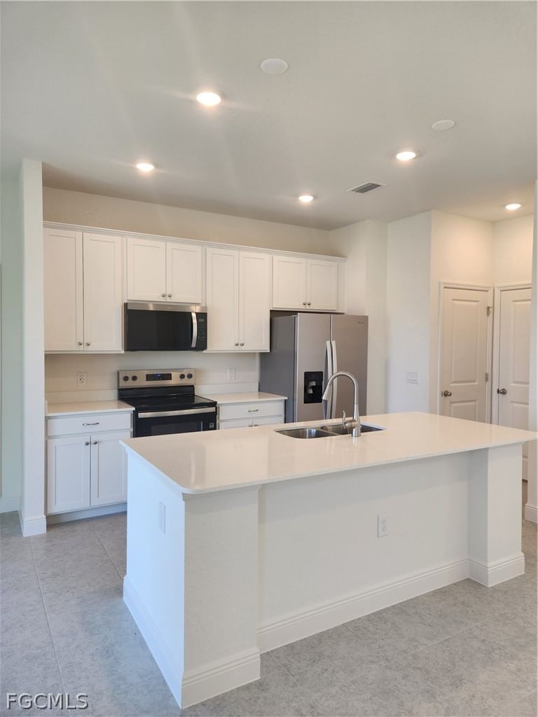 3900 28th Street SW, Lehigh Acres, FL 33976 photo 2