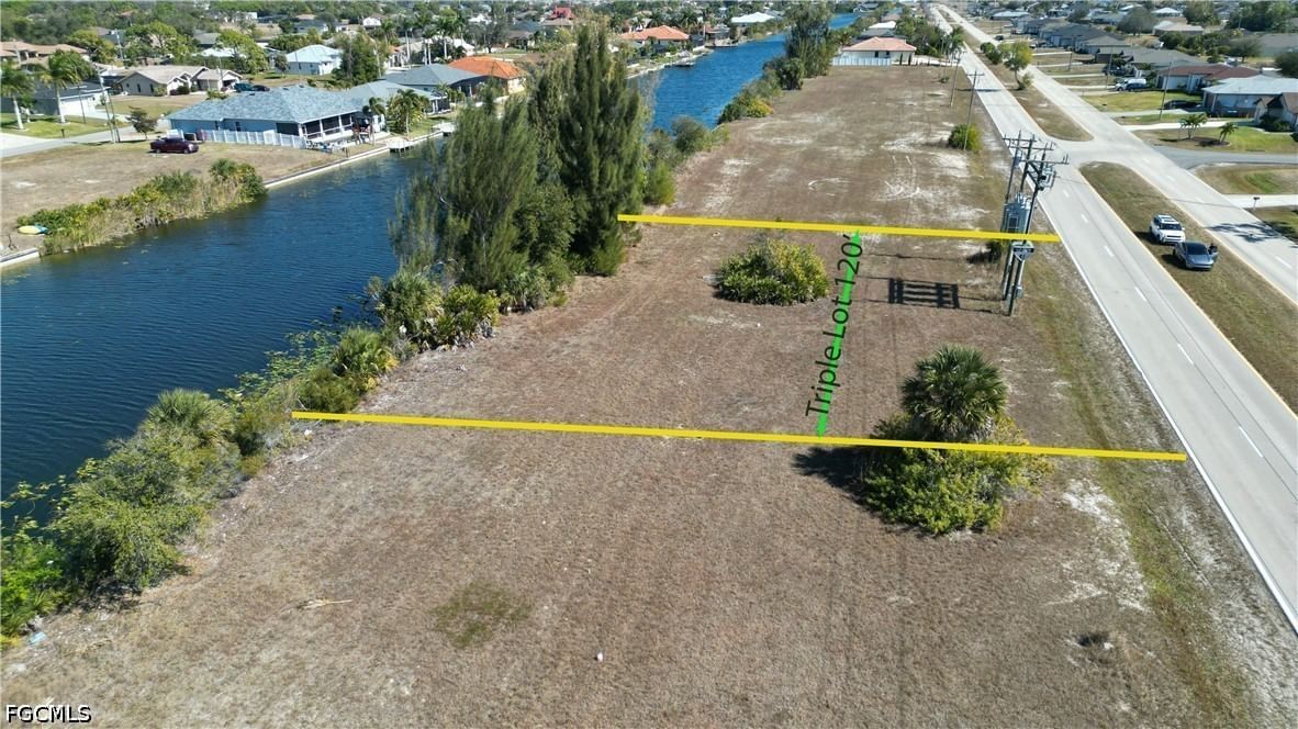 2841 & 2839 Diplomat Parkway W, Cape Coral, FL 33993 photo 3