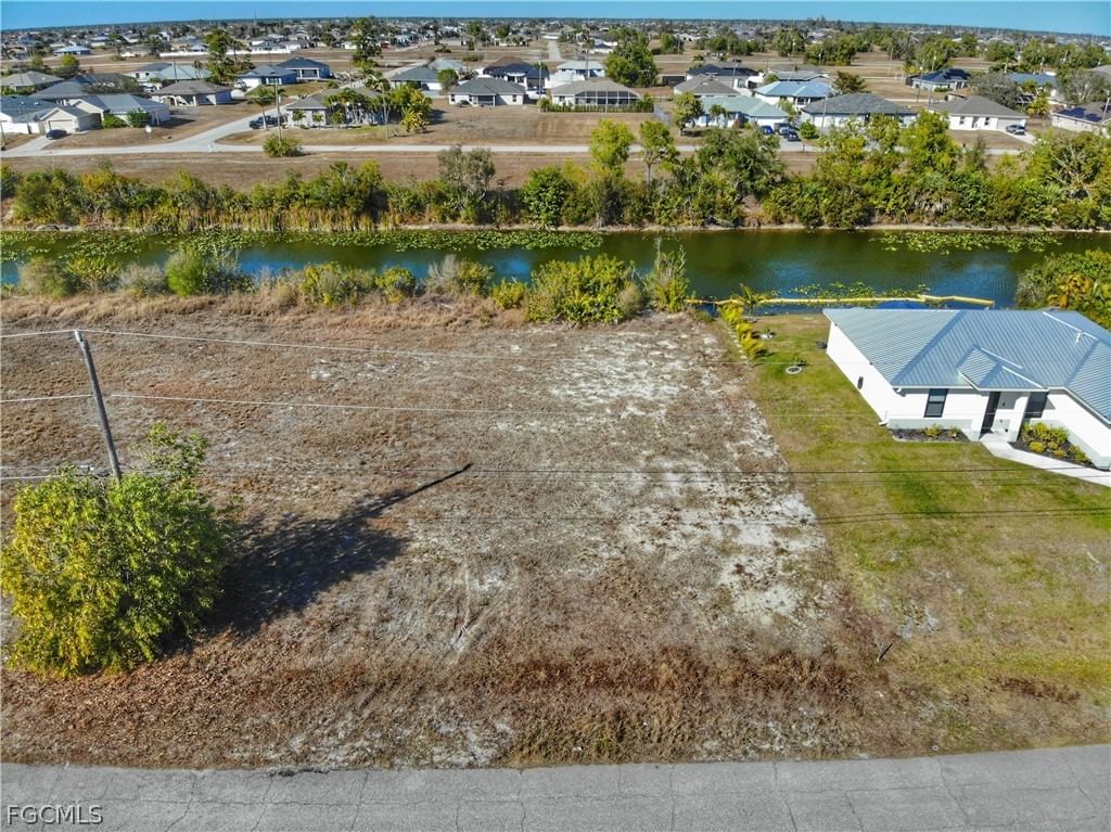 429 NW 14th Street, Cape Coral, FL 33993 photo 4