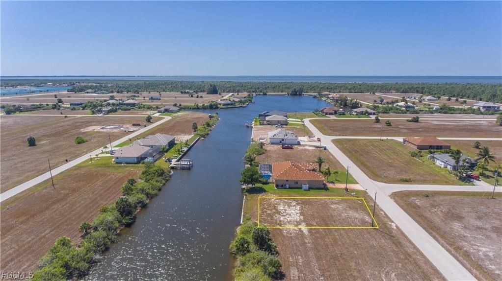 4110 NW 39th Lane, Cape Coral, FL 33993 photo 4
