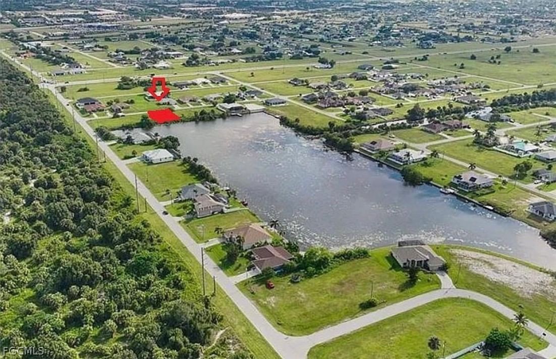 2321 NE 17th Street, Cape Coral, FL 33909 photo 4