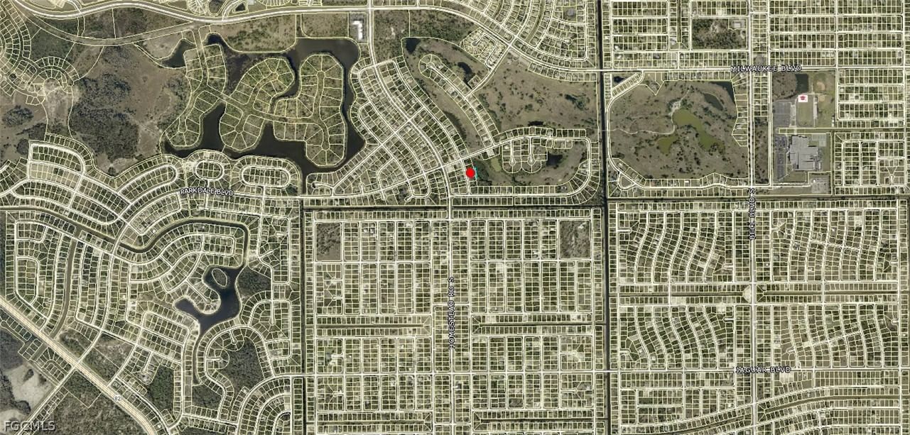 709 Creuset Avenue S, Lehigh Acres, FL 33974 photo 2